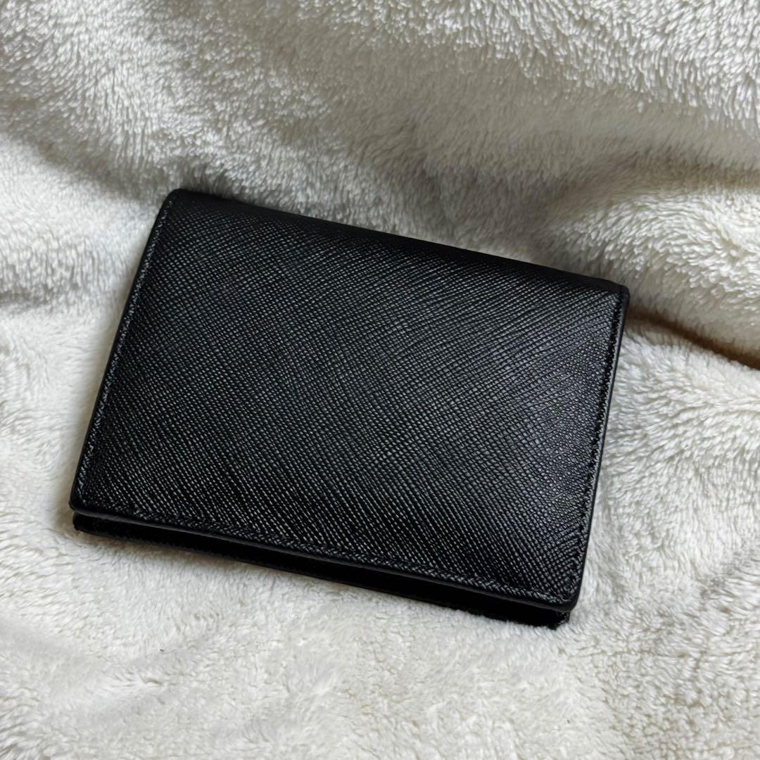 ✨正規品✨ PRADA プラダ 二つ折り財布　サフィアーノ ゴールド金具