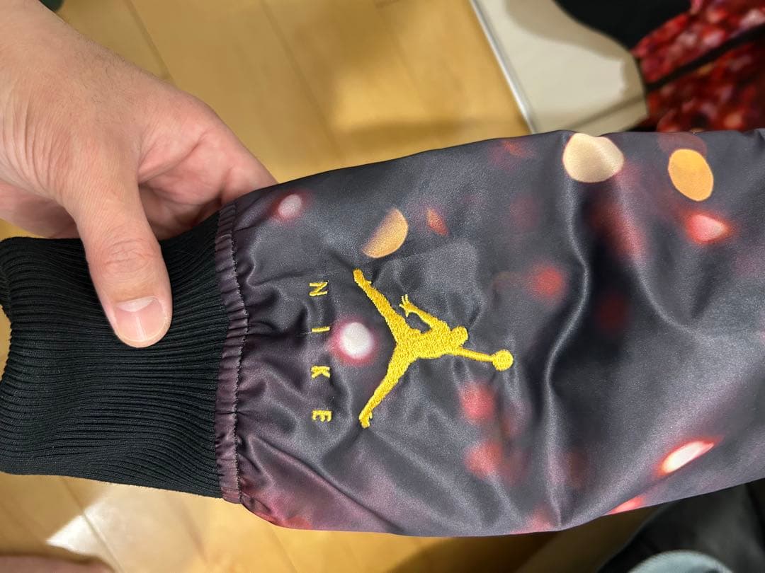 NIKE エアジョーダン　MA-1　Lサイズ