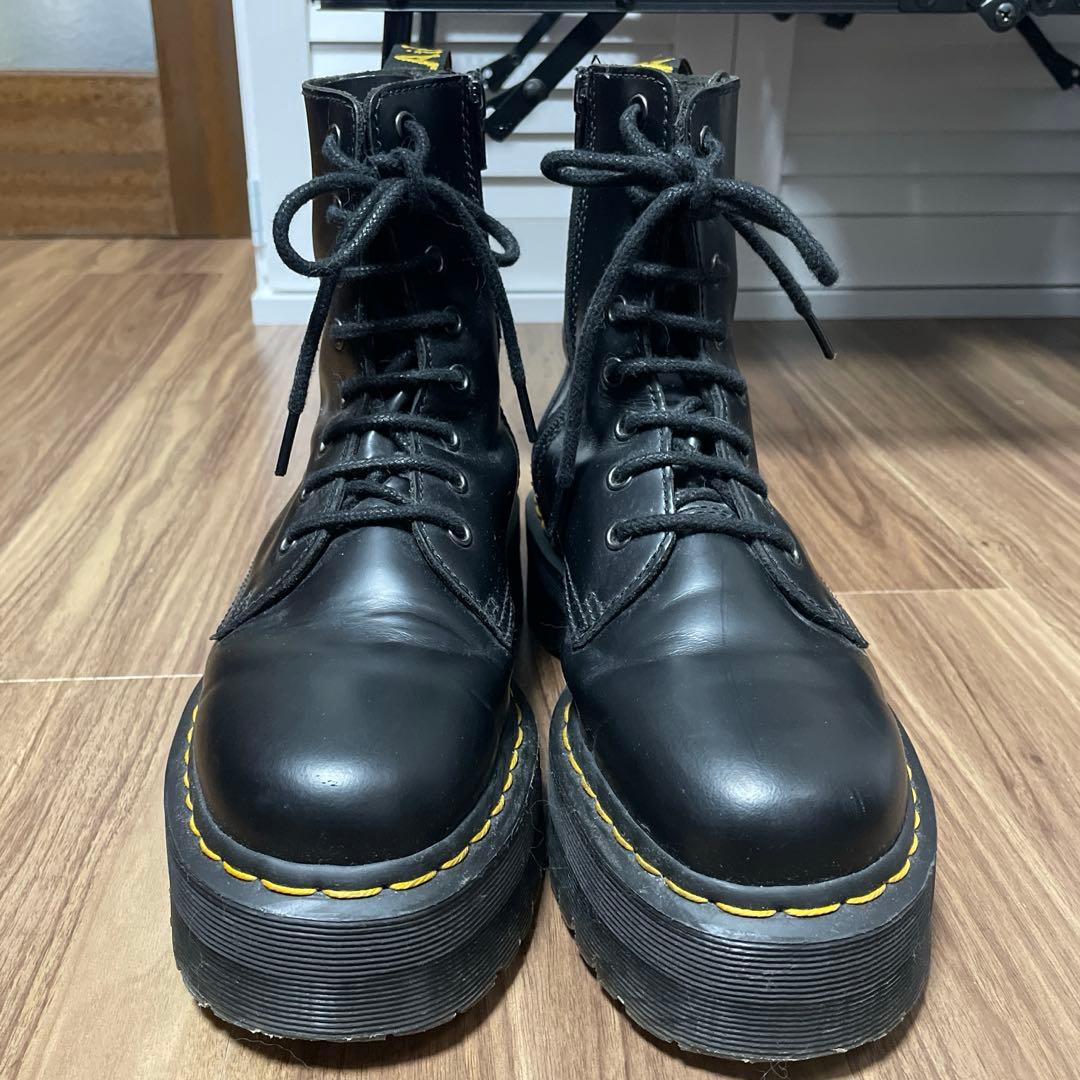 Dr. Martens JADON 8ホール厚底