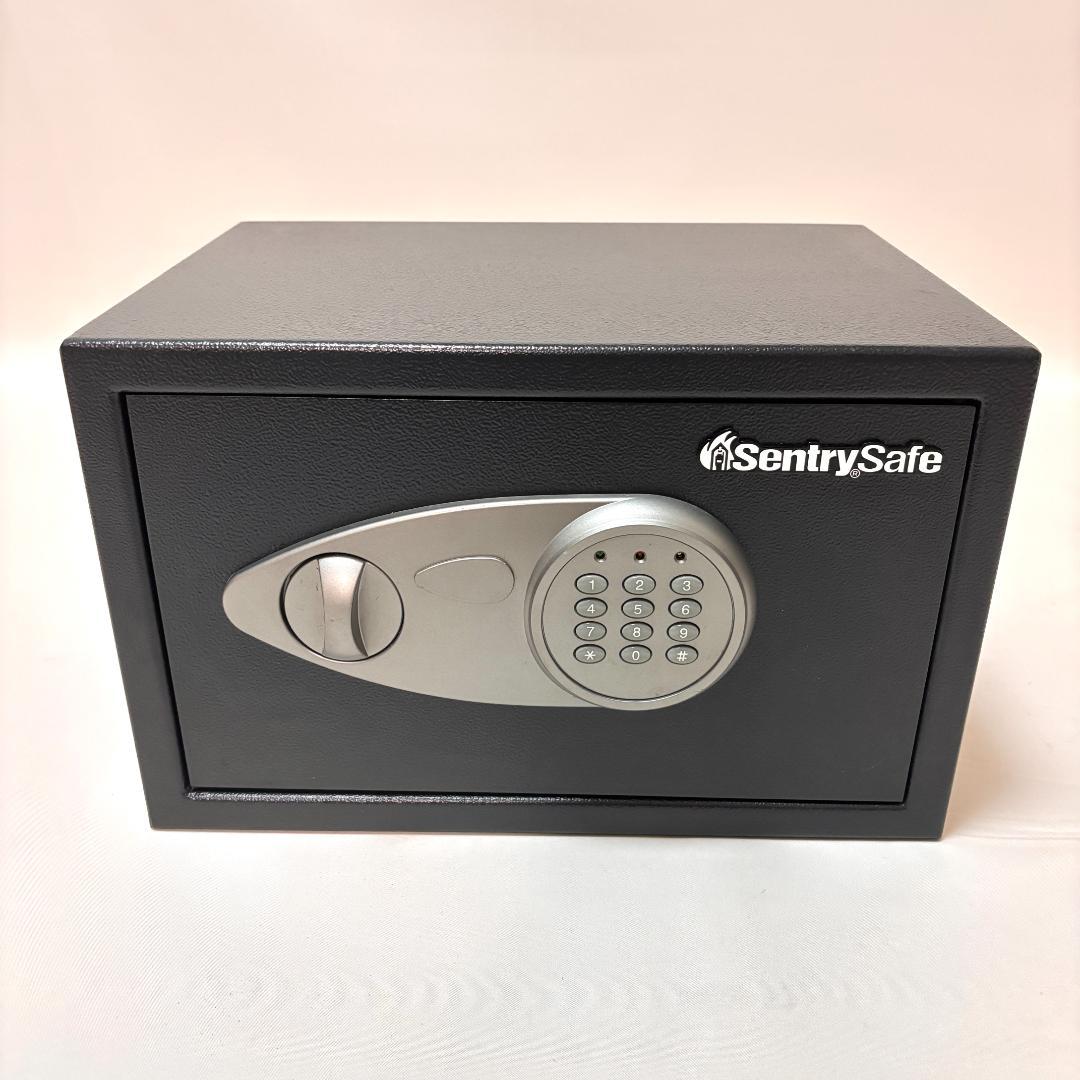 【美品】sentry safe テンキー式 据置型保管庫 X055 金庫