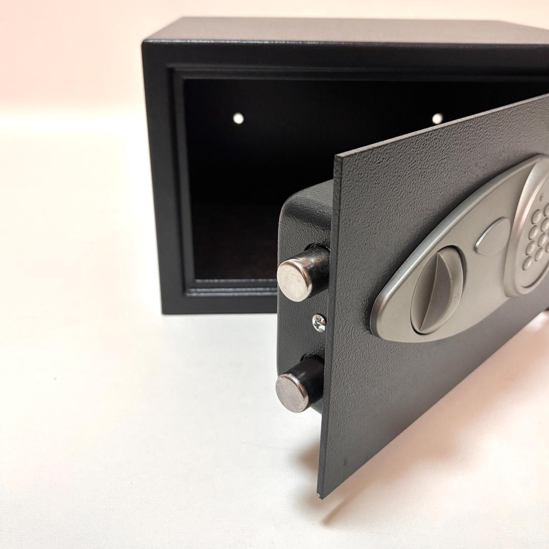 【美品】sentry safe テンキー式 据置型保管庫 X055 金庫