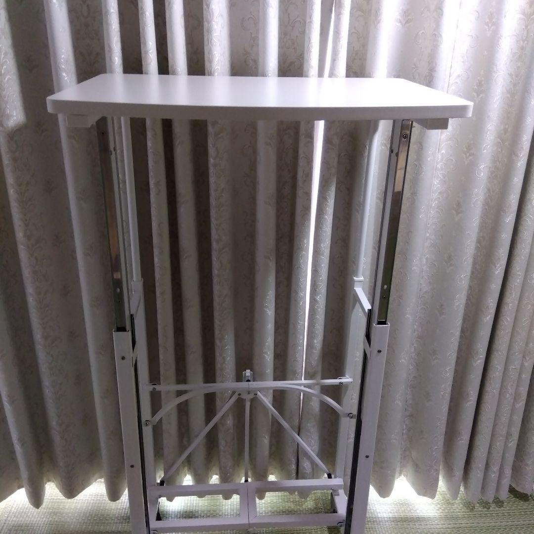 昇降テーブル