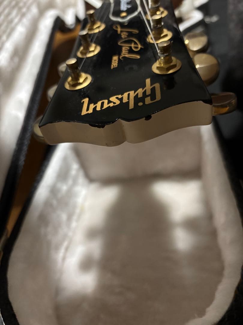 T*A様 Gibson Les Paul Studio ホワイト ハードケース付