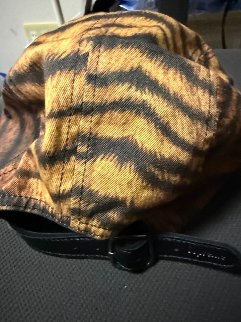Supreme トラ柄キャップ