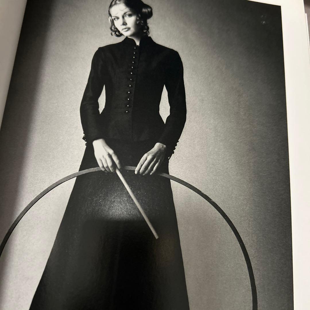 洋書 Yves Saint Laurent:
