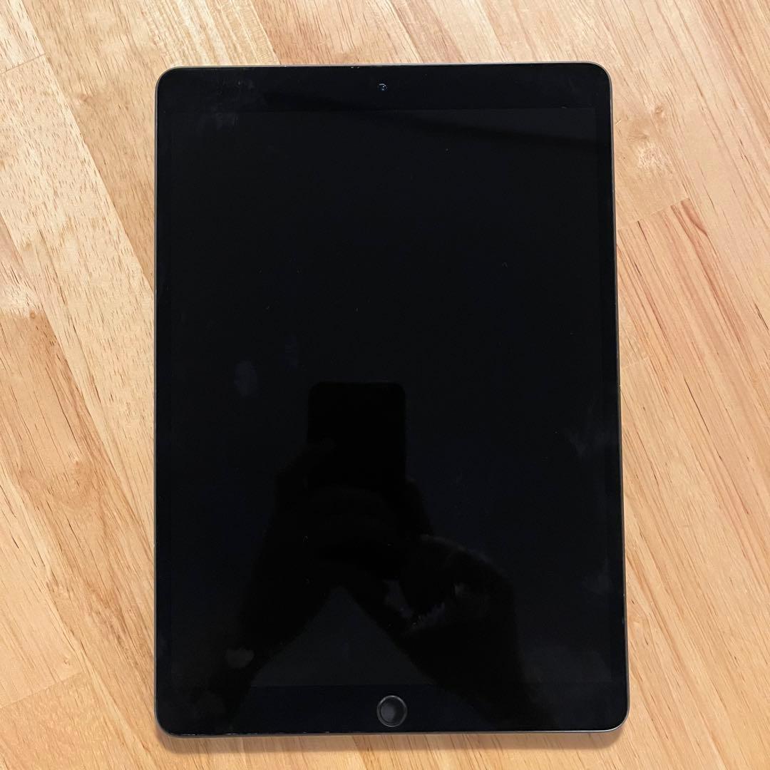 ！本体のみ！【ジャンク】iPad Air 第三世代 64GB スペースグレー