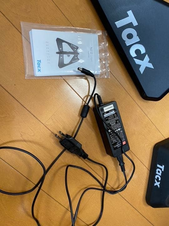 Tacx NEO Smart スマートトレーナー／Zwift対応／スプロケット付