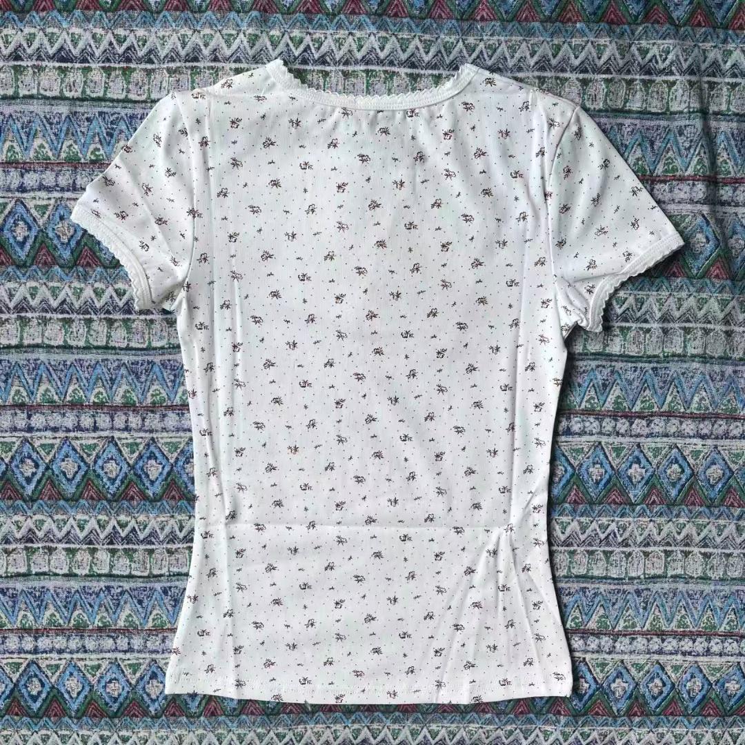 Miu Miu ホワイトTシャツ