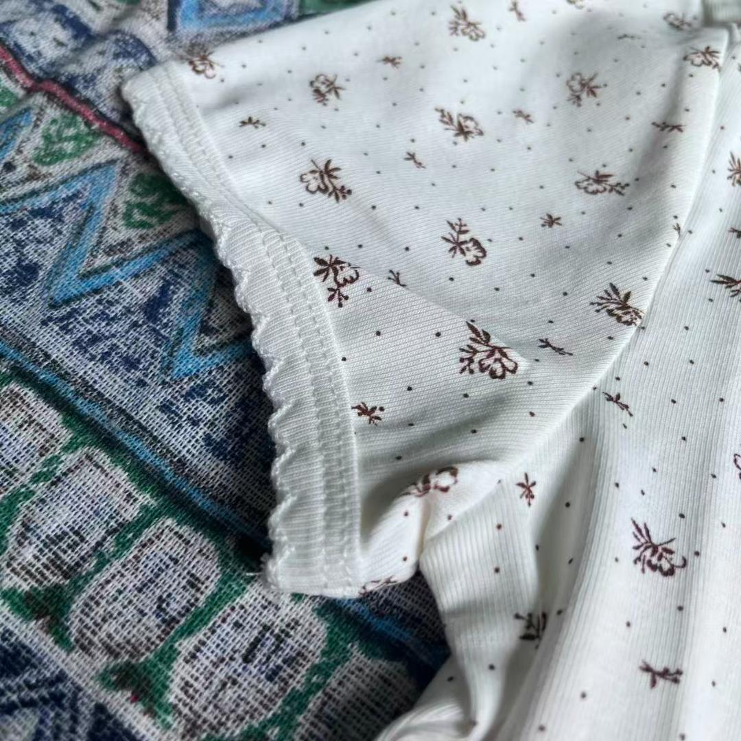 Miu Miu ホワイトTシャツ