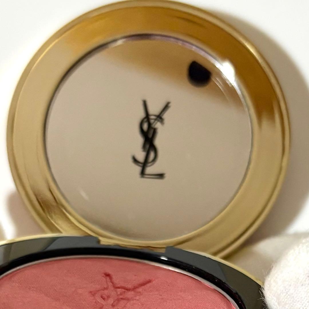 YSL メイクミーブラッシュ パウダー 93