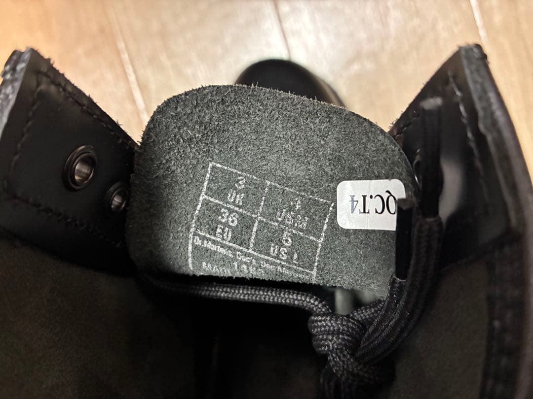 【美品】Dr.Martens ドクターマーチン 8ホールブーツ UK3 黒