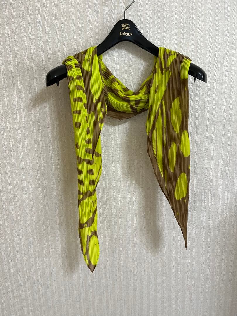 me ISSEY MIYAKE ストール　グリーン、ブラウン