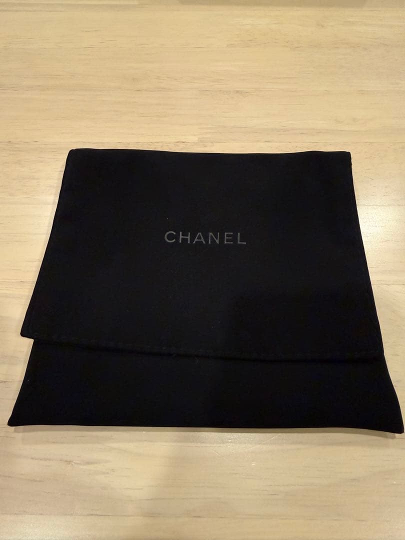 CHANEL マトラッセ　キャビアスキン　スモールウォレット
