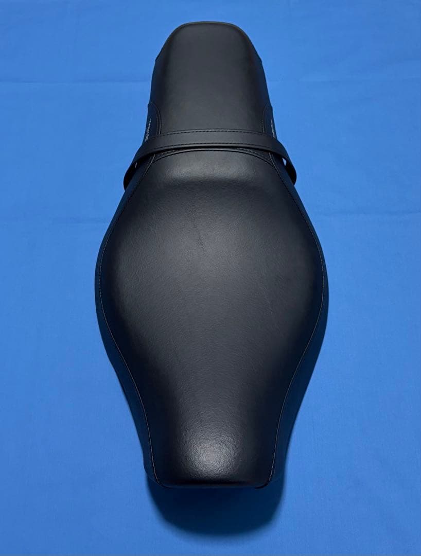 【美品】ハーレー純正　スポーツスター用シート　バッドランダー