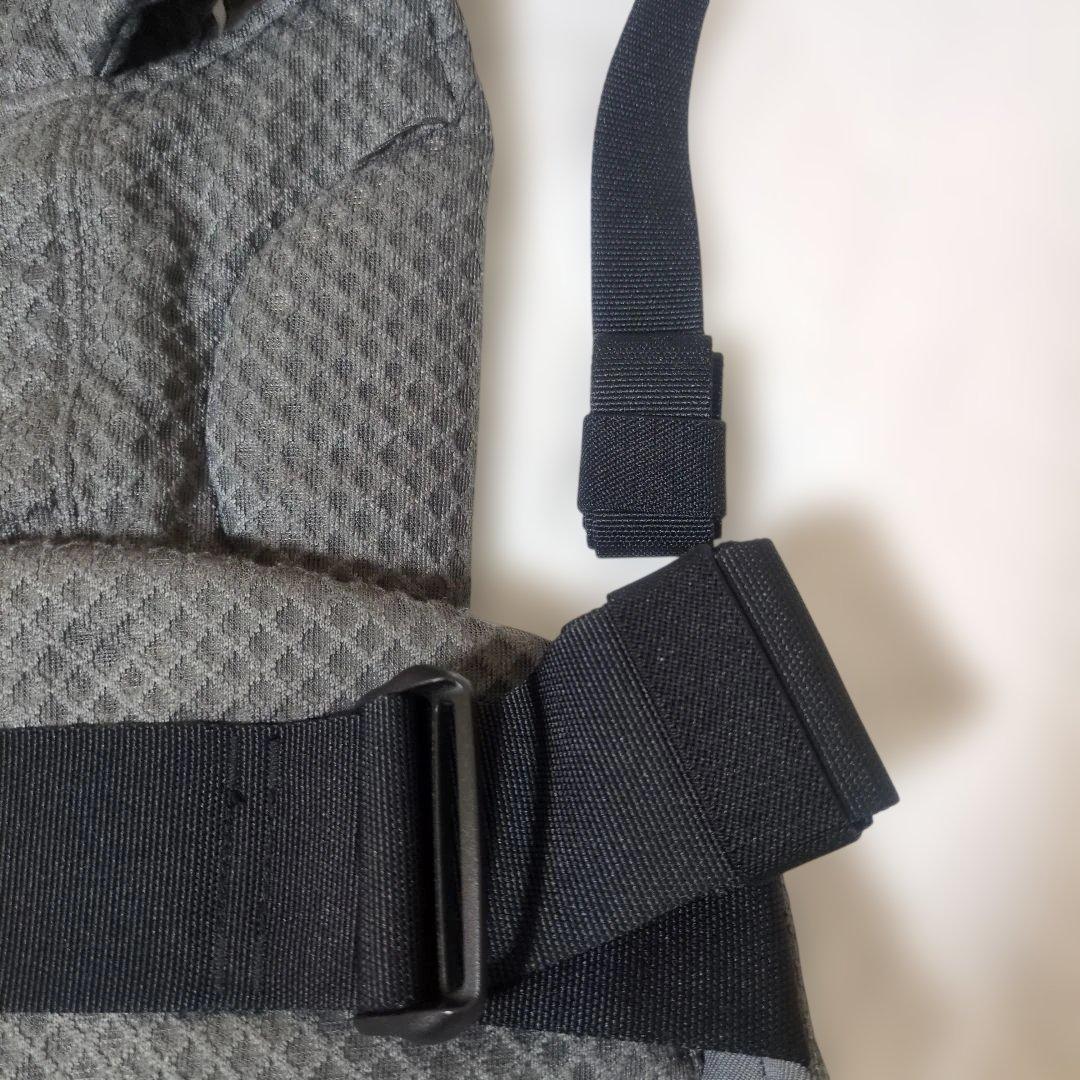 美品　ergobaby OMNI breeze オムニブリーズ　抱っこ紐　グレー
