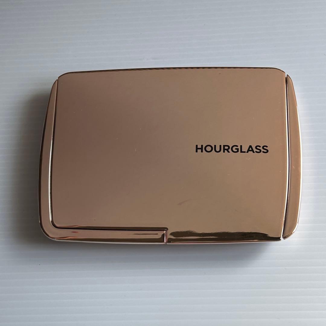 チーク Hourglass Ambient Lighting Edit Volume 3