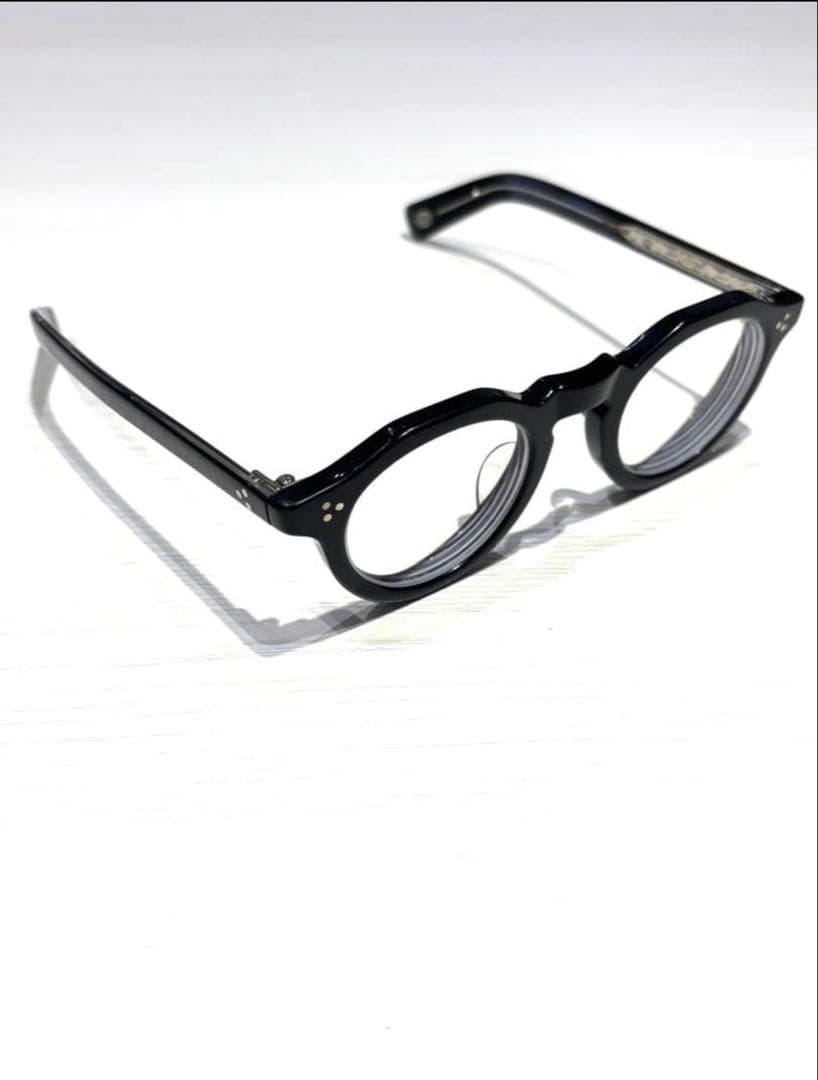 【EYEVAN】 Mason（44）