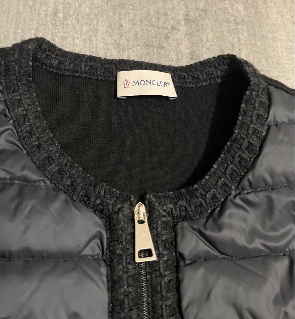 Moncler モンクレール　エンブロイダリが素敵なニットとダウンのカーディガン