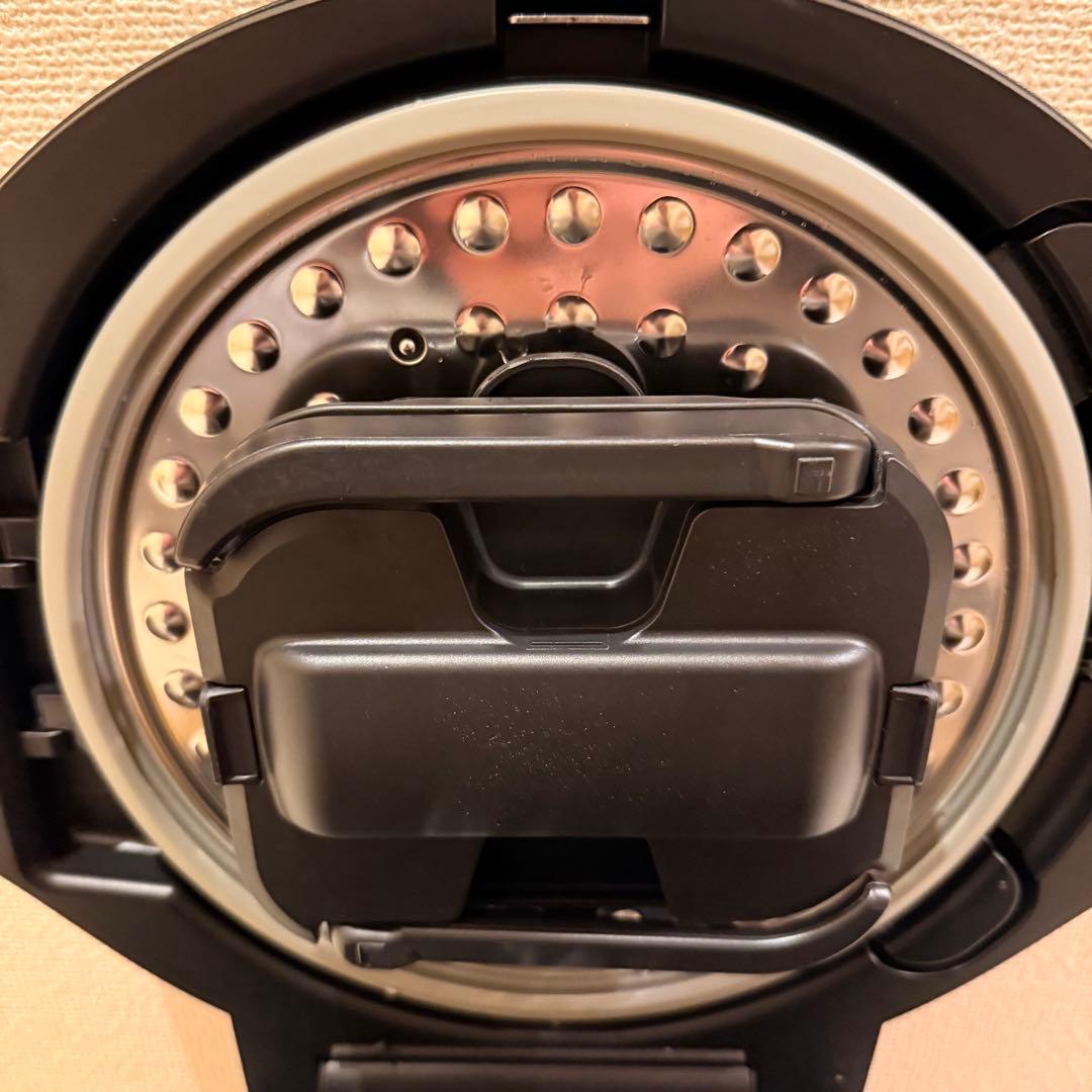 SHARP　シャープ ヘルシオ　ホットクック　KN-HW24H　2024年製
