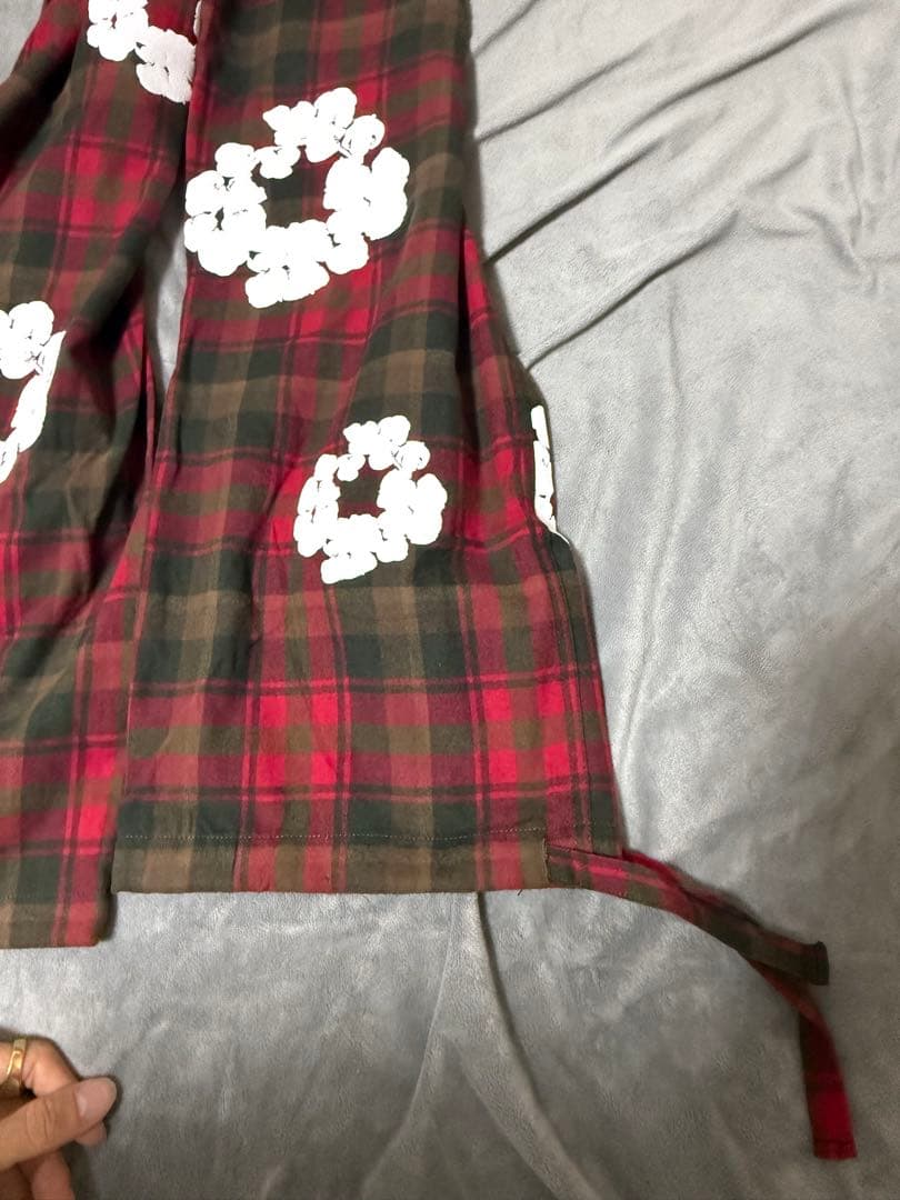 DENIMTEARS カジュアルパンツ　赤チェック正規品　年越しセール中