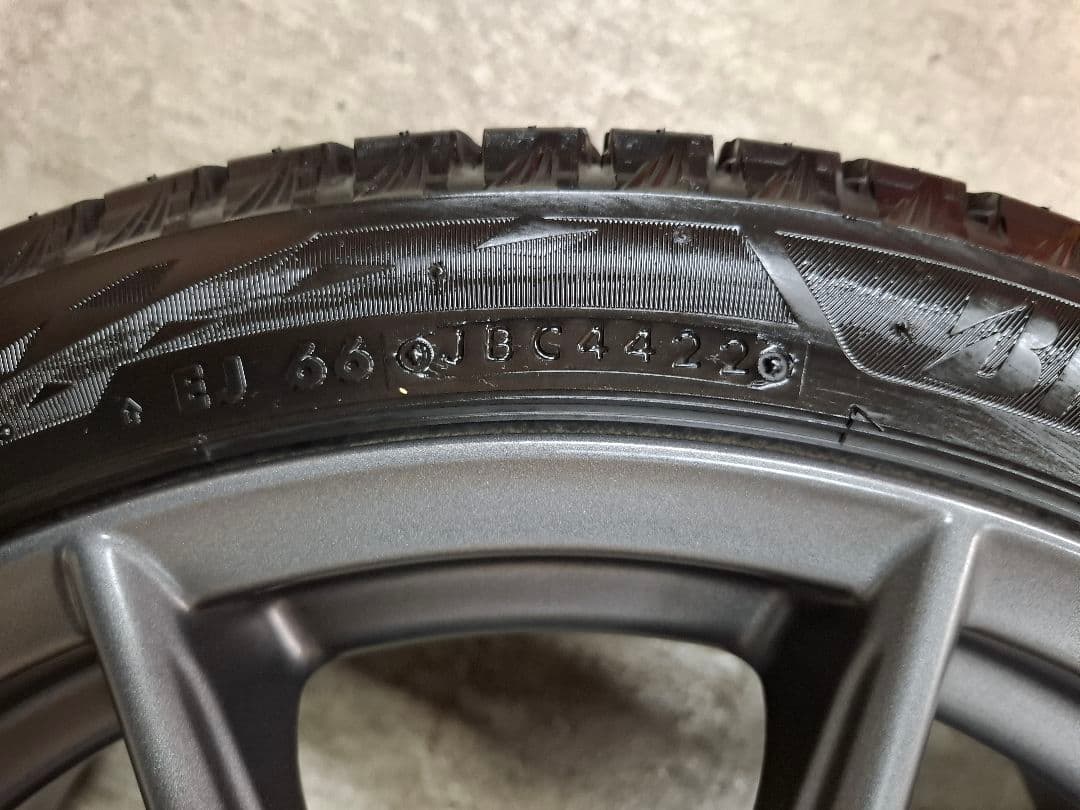 【極上品】スバル BRZ 純正 ホイールタイヤ 2022年 スタッドレス 86