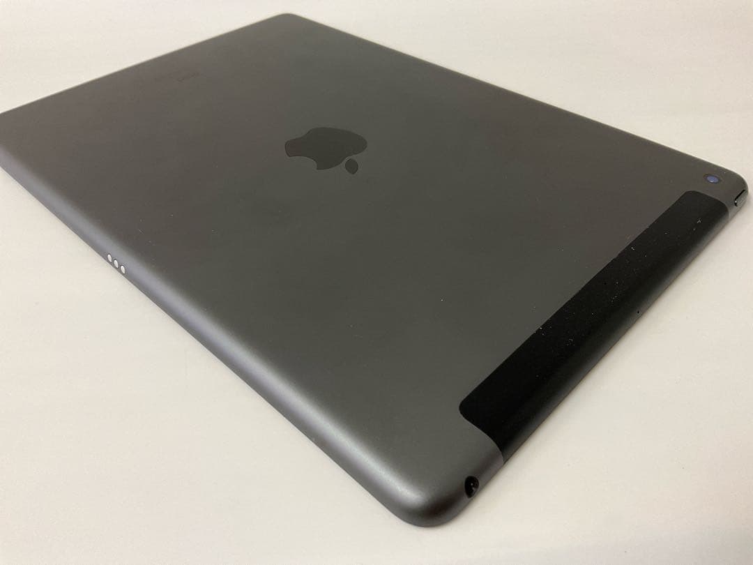 【BT95％】iPad 第8世代 64GB スペースグレ Cellularモデル