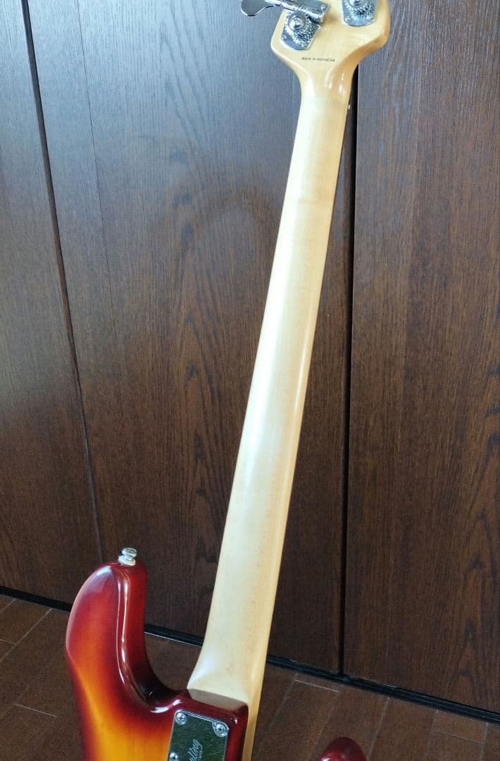Sterling by MUSIC MAN RAY34LH レフトハンド