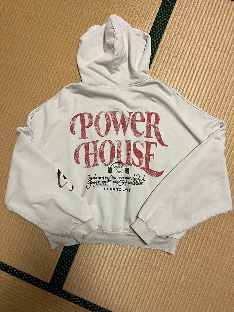あ*お様 【完売品】LYFT × POWER HOUSE GYM コラボ パーカ