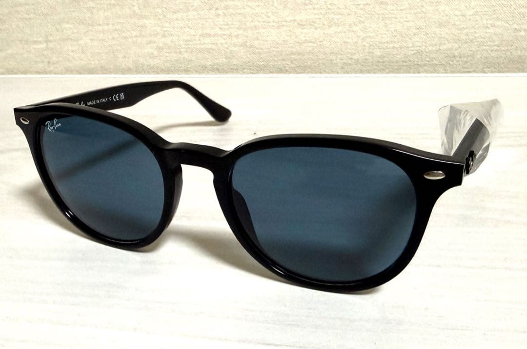 Ray-Ban ☆ 試着のみ サングラス RB4259F