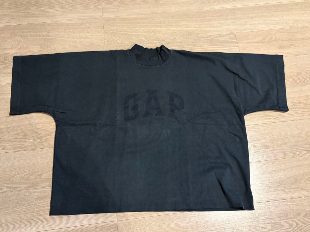 新品未使用！YEEZY GAP オーバーサイズ Tシャツ
