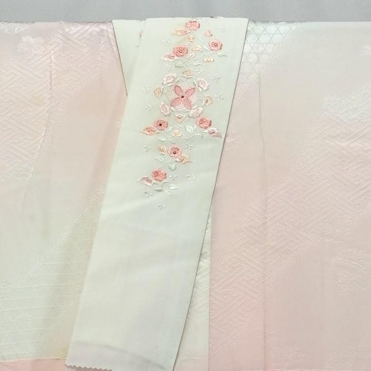 ゆりのはな　振袖セット（着物+長襦袢）　京友禅　金彩　銀彩　花柄　正絹　L401