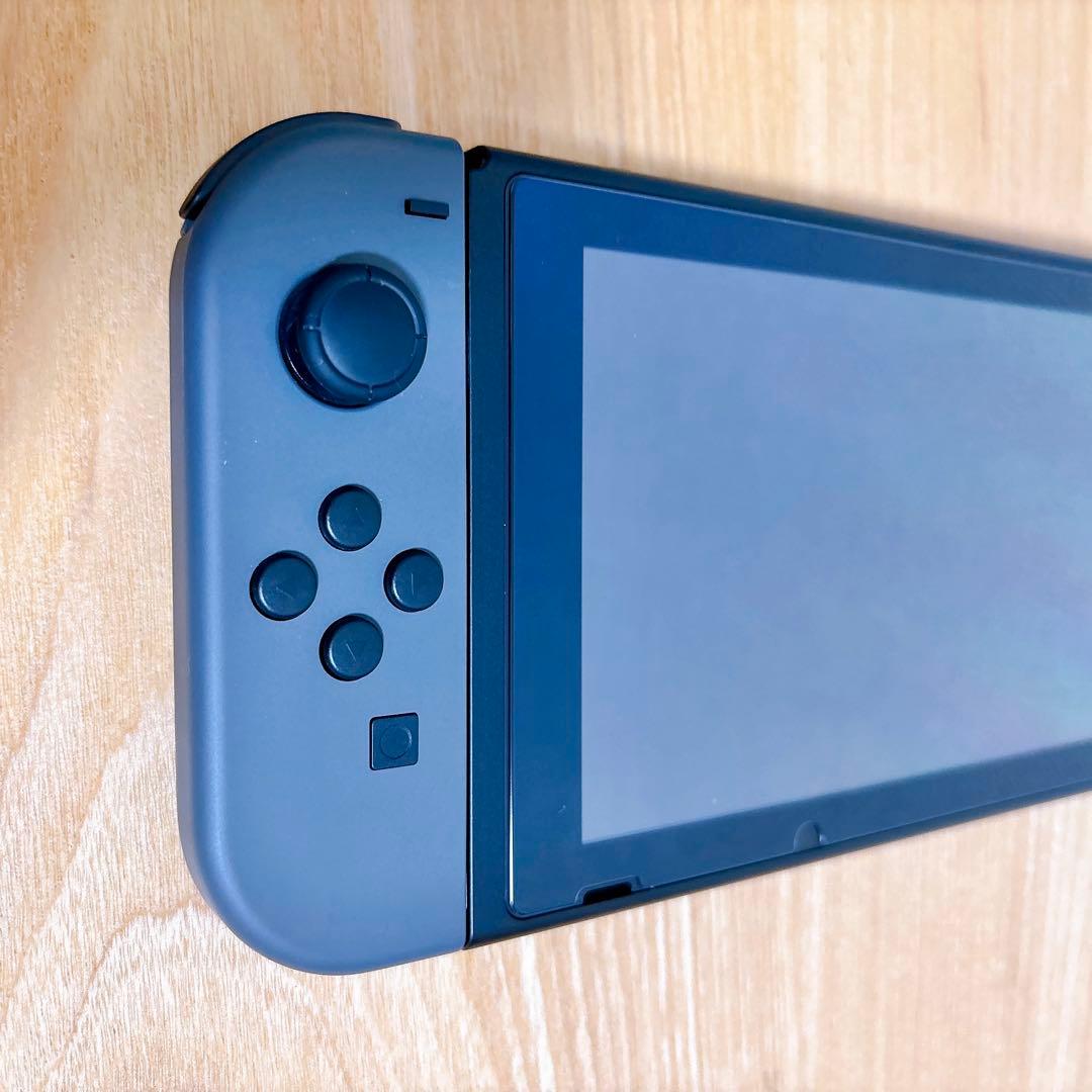 【未使用に近い】 バッテリー強化型 Nintendo Switch 本体 赤青
