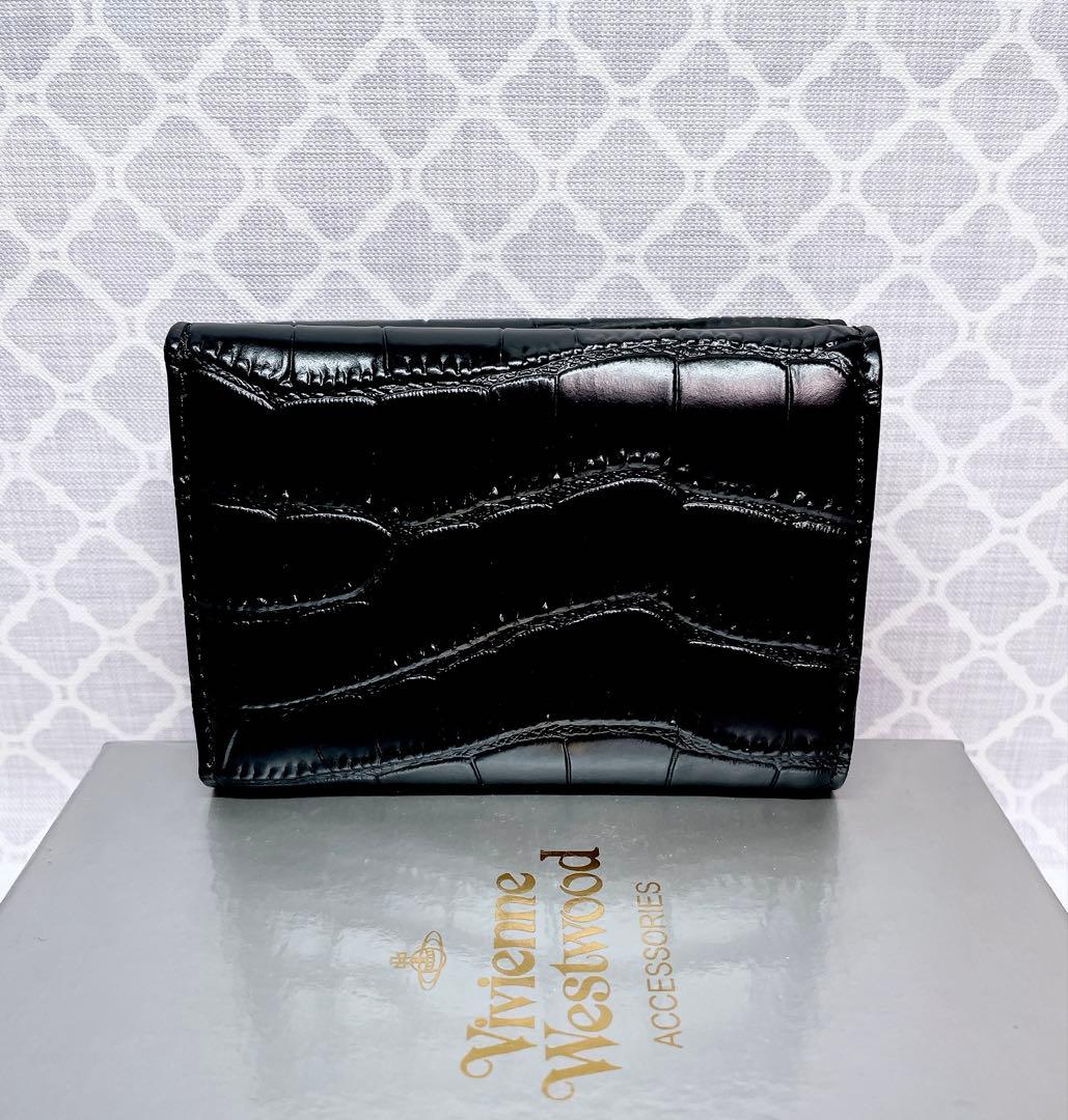 【内柄も素敵☆最新】Vivienne Westwood 三折財布