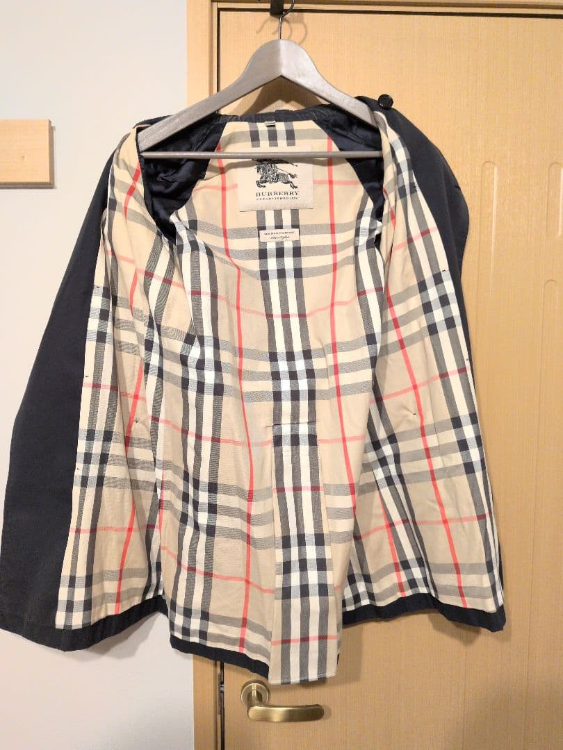 BURBERRY バーバリー　トレンチ　ブラック　トレンチコート　ノバチェック
