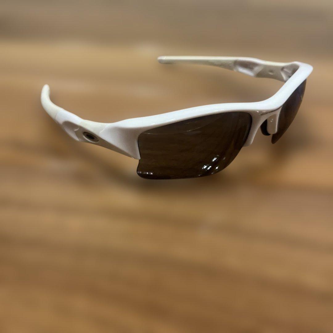 OAKLEY スポーツサングラス ホワイトフレーム ブラウンレンズ