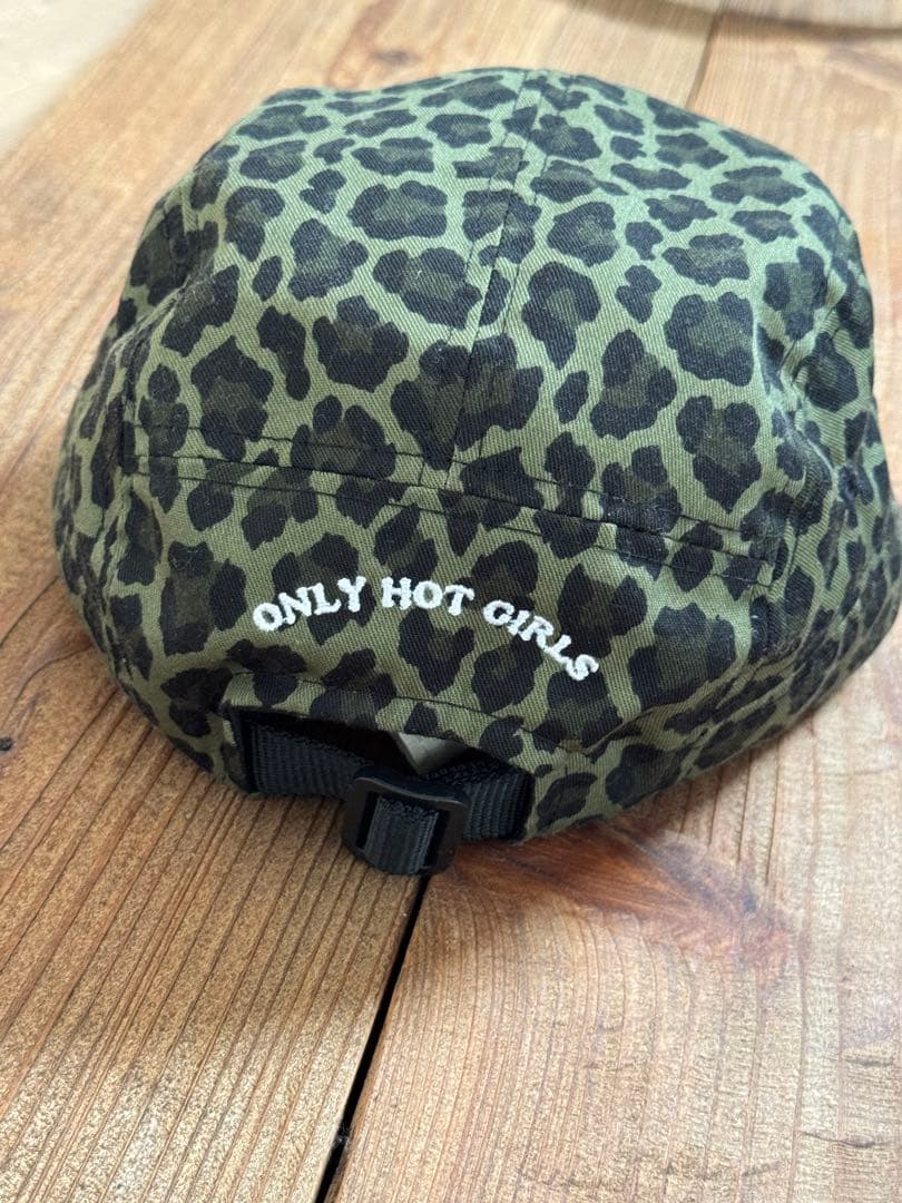 帽子 anytee Leopard Camo Cap