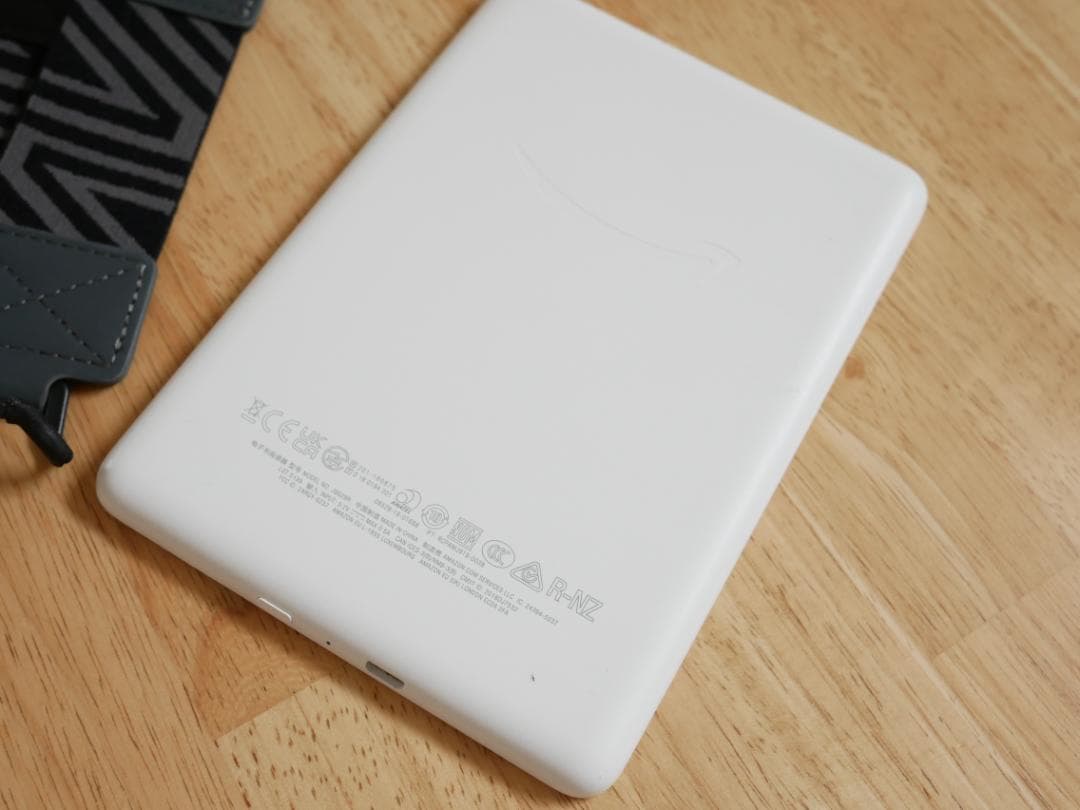 Kindle Paperwhite 10世代 ホワイト タブレットバンド付
