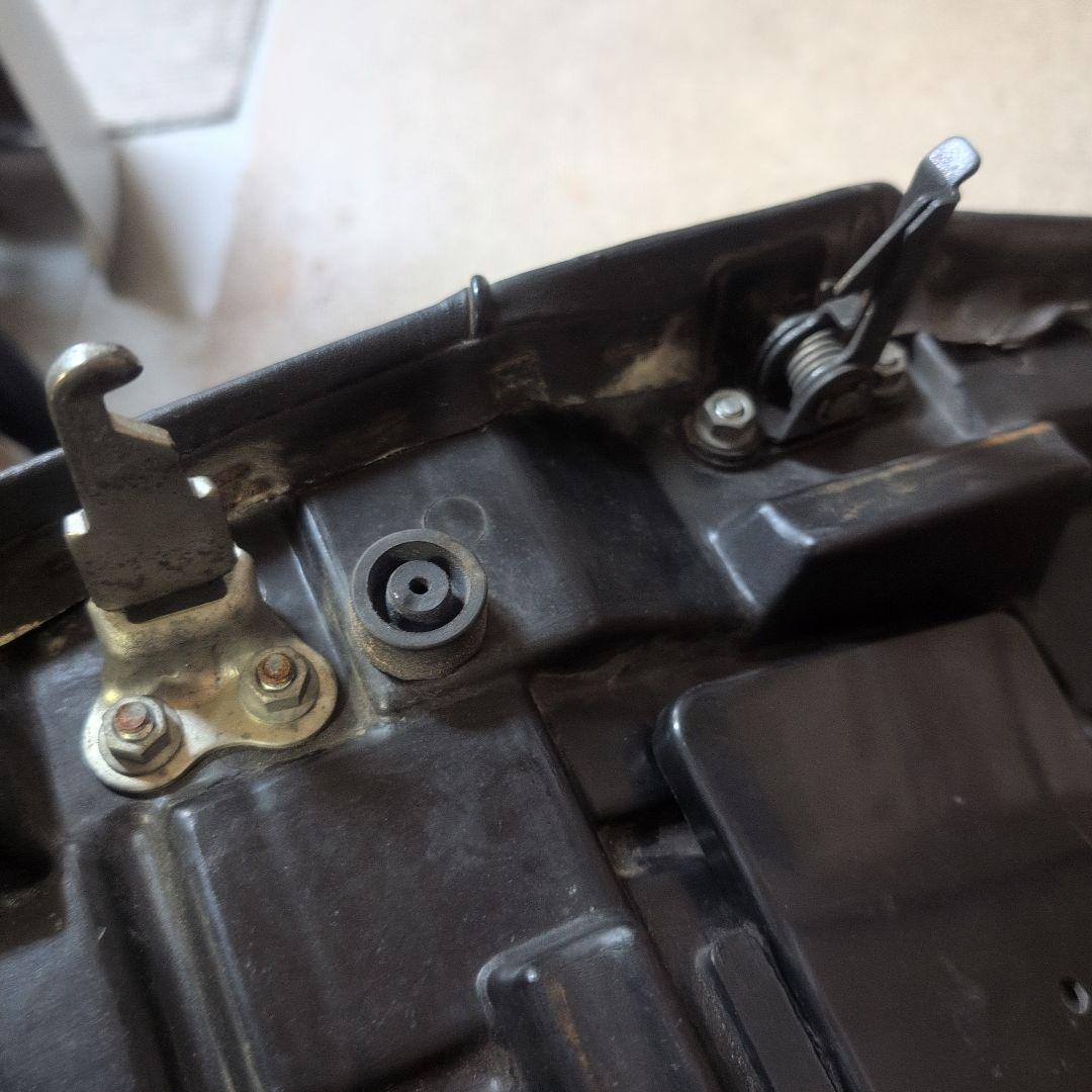xj400 純正シート　xj400E D 金具　車検証入れ付き