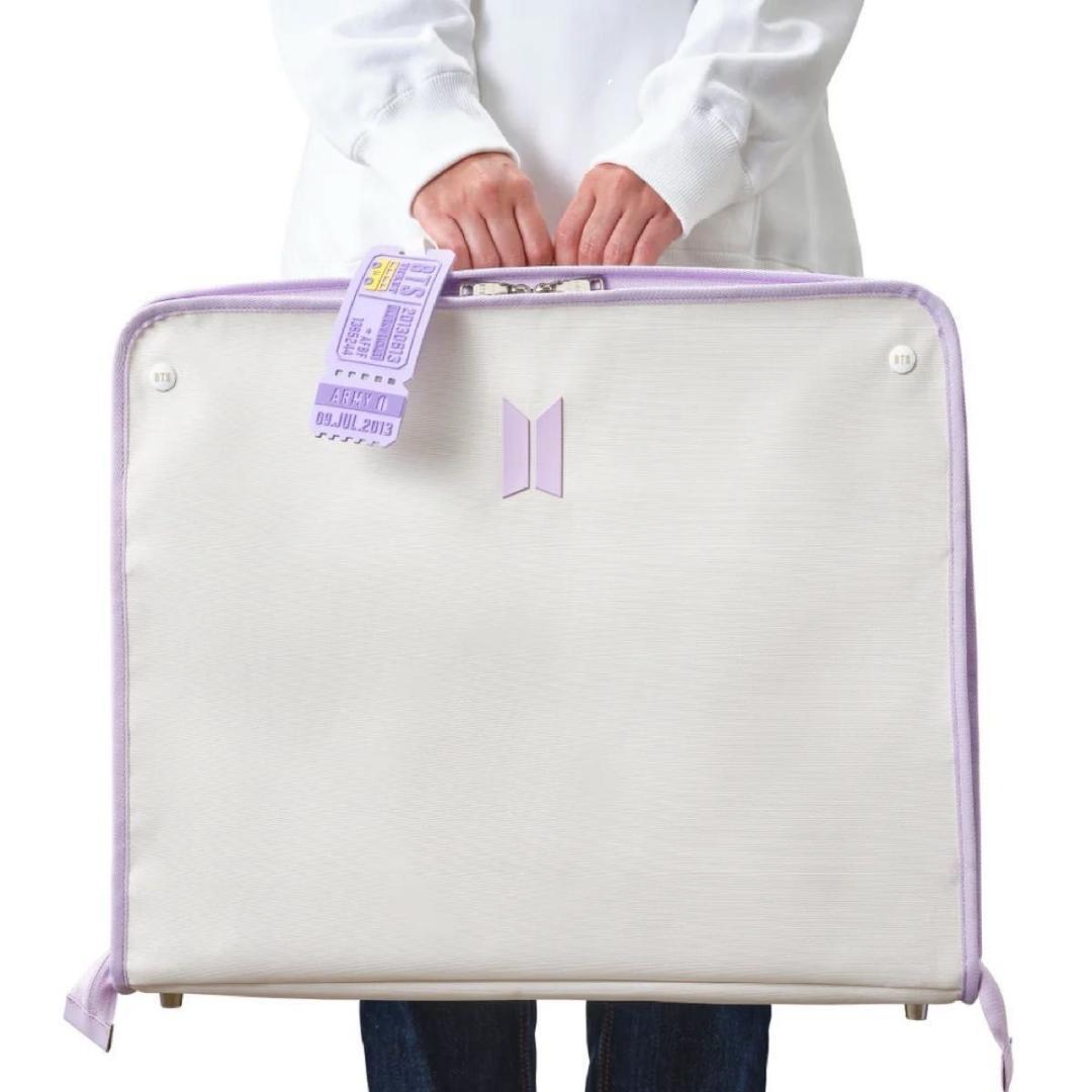 【新品4点まとめ売り】BTS トラベルバッグ　衣類収納にも！【処分価格】