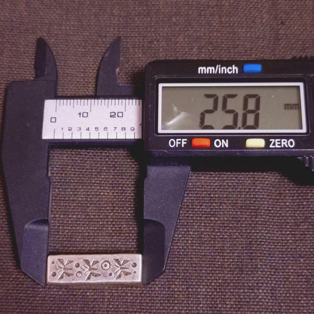 ア51/ペンダントトップ 約17.8g 立体彫刻 エスニックハンドクラフト
