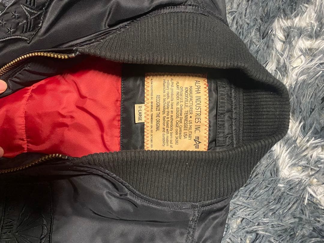 ALPHA INDUSTRIES ブラック MA-1 フライトジャケット XL