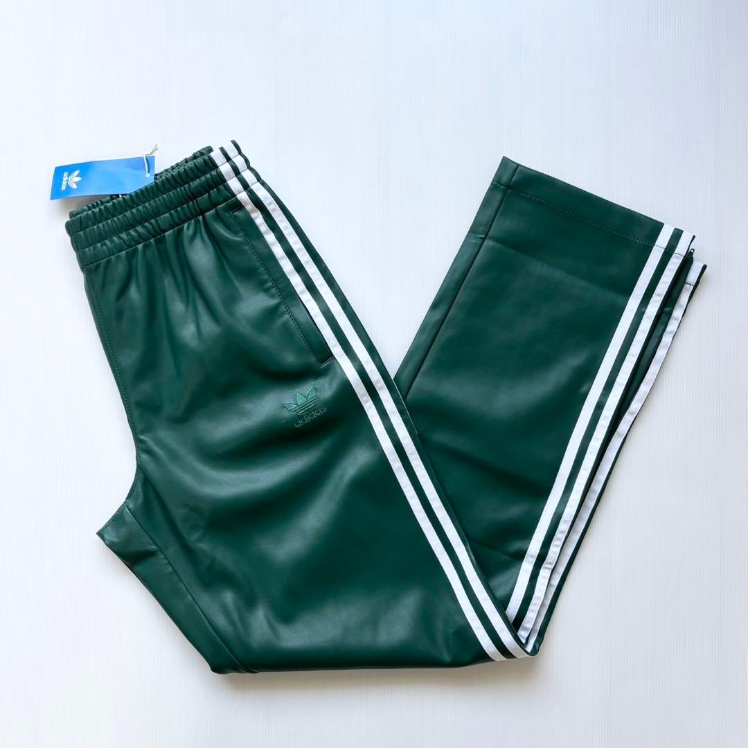 新品　adidas フェイクレザー ファイヤーバード トラックスーツパンツ 緑