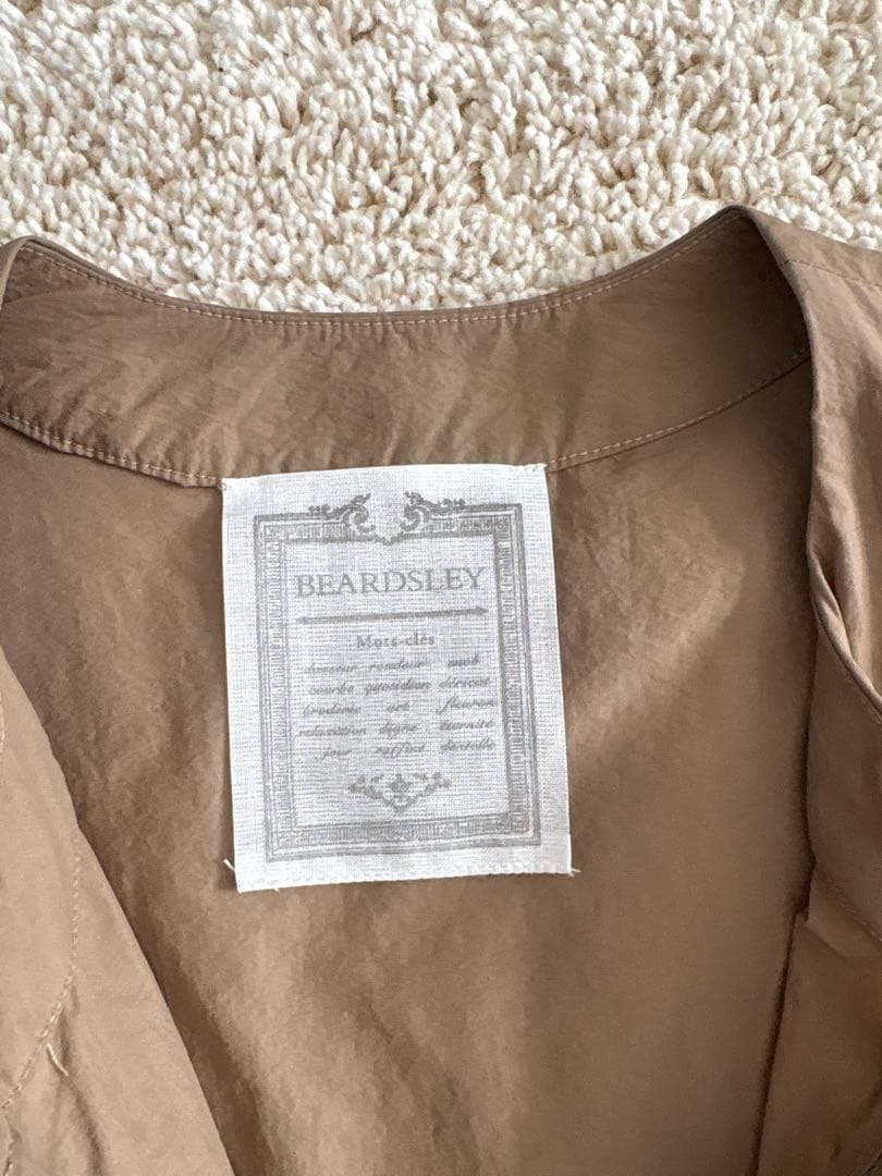 【美品】26400円　BEARDSLEY ぺブラムノーカラージャケット
