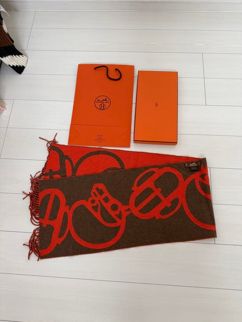 エルメス　マフラー　箱付き