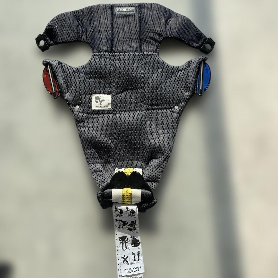 未使用✨ベビーキャリアMINI Air メッシュ アンスラサイトベビービョルン