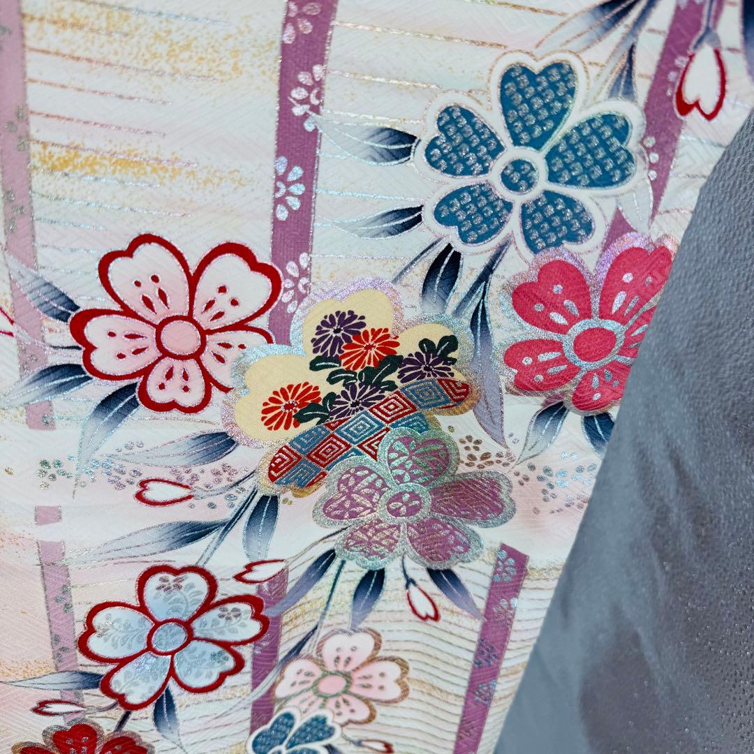 振袖フルセット　ピンク系　地紋　金彩　金駒刺繍　成人式　お正月　お祝い　正絹