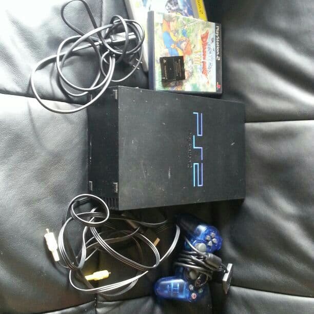 PS2 本体＋付属品＋ソフト