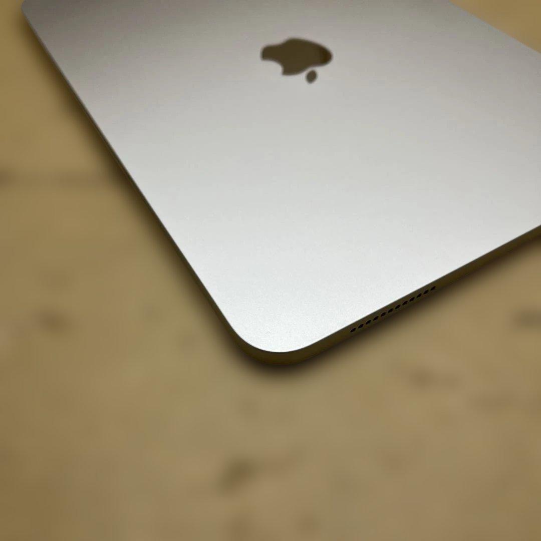 iPad 2022 10.9インチ(第10世代)Wi-Fi 64GB シルバー