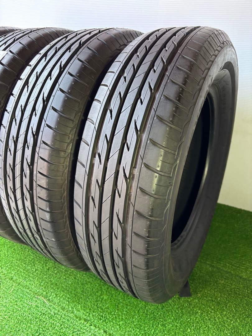 あき様✅ 195/65R15ブリヂストンNEXTRY 国産 送料無料‼️