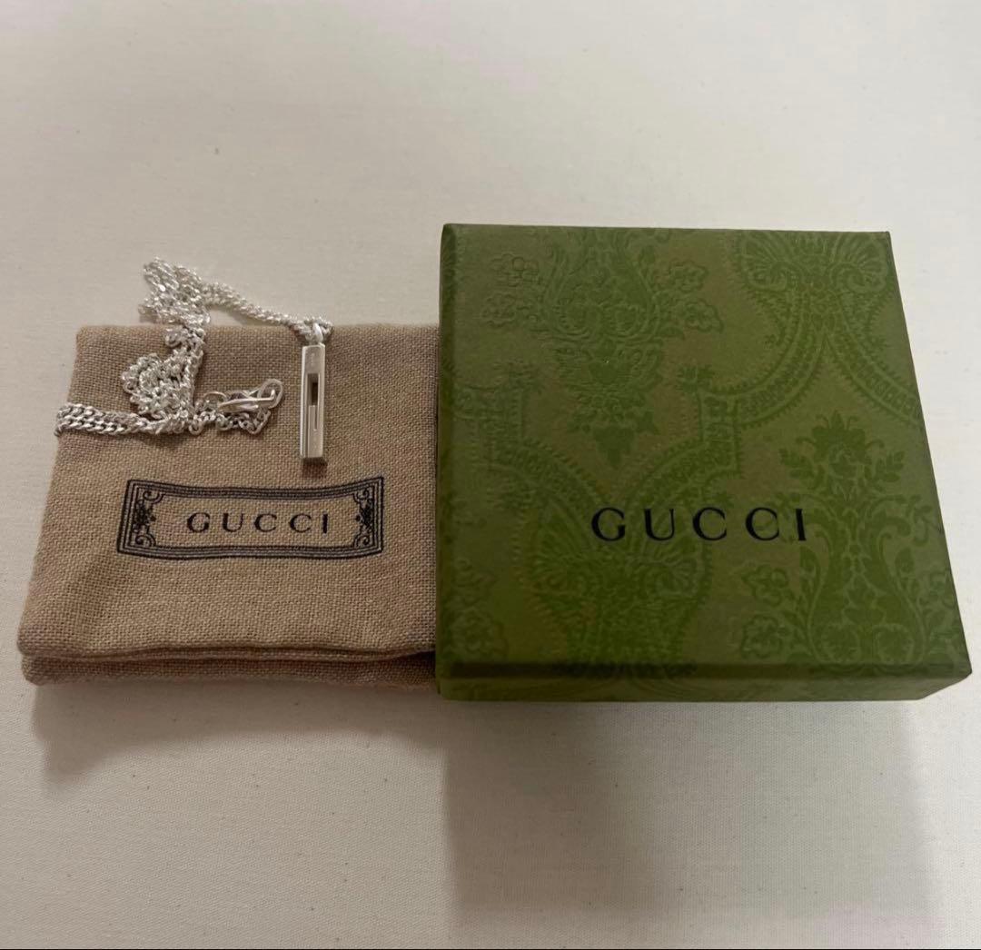 箱付きGUCCI シルバー ネックレス